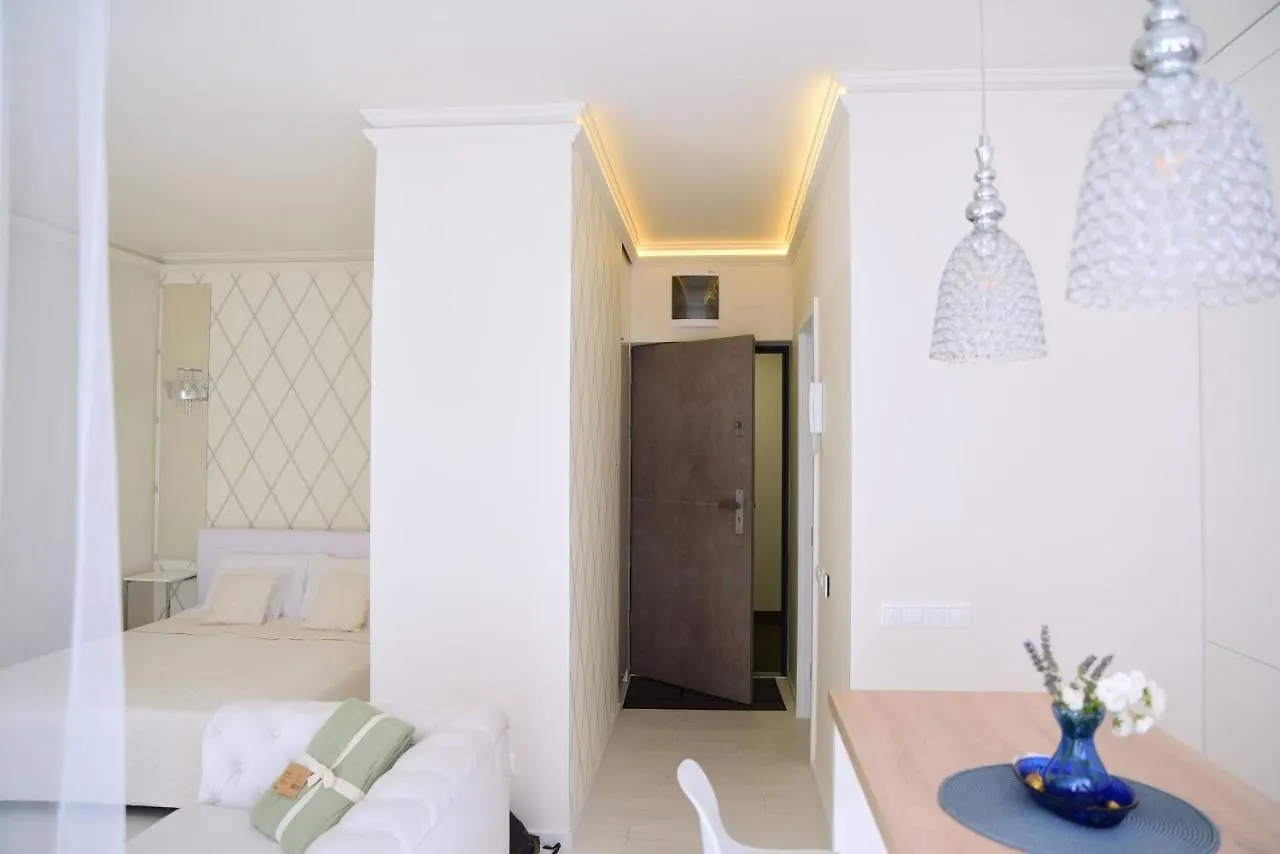 Cloe Apartman Szeged Hungary
