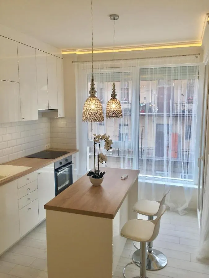 Apartment Cloe Apartman Szeged Hungary